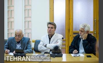 نشست صمیمانه شهردار تهران با شورای عالی و مدیرعامل خانه ی هنرمندان ایران 3