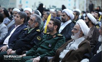 اولین همایش مسجد برقرار در حرم امام(ره) 56