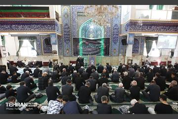 نماز جمعه عاشورایی در منطقه ۵ 17