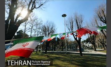 آذین بندی معابر منطقه 8 به مناسبت دهه فجر 8