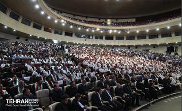 آیین تقدیر از خدمتگزاران بهشت 34