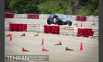 مسابقات اتومبیلرانى اسلالوم بانوان؛ جام مدافعان سلامت 5
