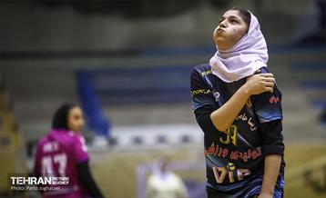 لیگ هندبال زنان 4