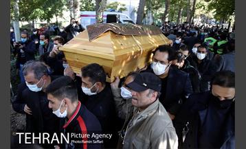 مراسم خاکسپاری پیکر محمدرضا شجریان در توس 3