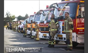 بازدید شهردار از امکانات و تجهیزات جدید سازمان آتش نشانی 24