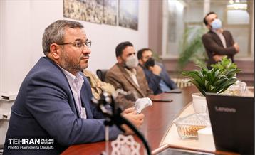 بازدید معاون خدمات شهری و هماهنگی‌امورمناطق از وضعیت ابگرفتگی مناطق یک،سه و پنج 32