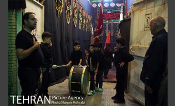 عزاداری شب پنجم ماه محرم در محله گرگان 2