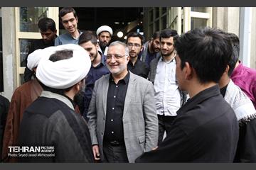 حضور شهردار تهران در برنامه «مثل خمینی» 11
