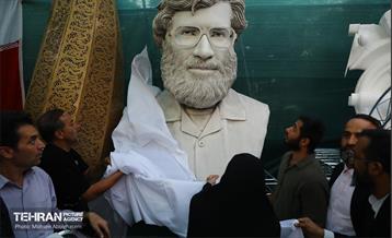 رونمایی از مجسمه های 6 شهید در منطقه 15 13