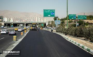 بازدید از آخرین وضعیت بهسازی روکش آسفالت آزادگان 25