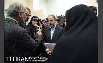 بازدید شهردار تهران و وزیر بهداشت از مراکز پزشکی و درمانی شهر 26