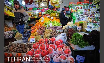 خرید شب یلدا در بازار تجریش 21