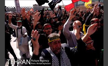 سوگواره "احلی من العسل" در میدان امام حسین(ع) 5