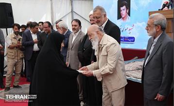 آیین بهره‌برداری از ۲۰۱ دستگاه اتوبوس برقی 10