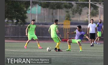 اولین تمرین تیم فوتبال نفت تهران با حضور علی کریمی