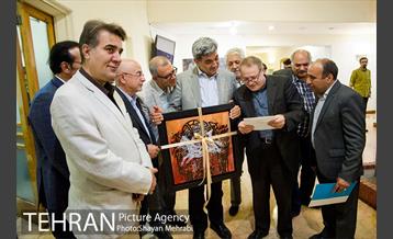 نشست صمیمانه شهردار تهران با شورای عالی و مدیرعامل خانه ی هنرمندان ایران 20