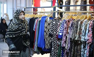 بیست و یکمین نمایشگاه زنان و تولید ملی 46