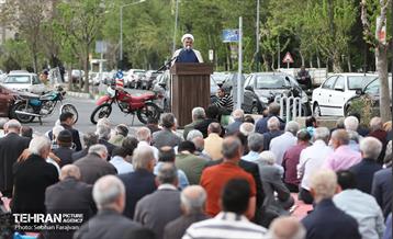 نماز عید فطر در شهرک اکباتان 3