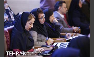 نشست کمیته شهرهای هوشمند در چهارمین جایزه جهانی خشت طلایی 17