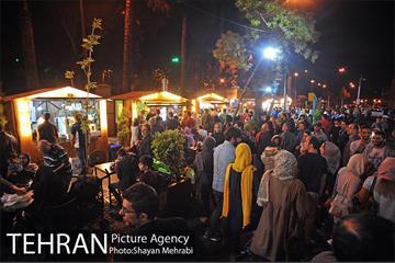 سرپرست شهرداری تهران و رئیس مرکز ارتباطات و امور بین الملل شهرداری تهران در بازدید از فعالیت‌های شبانه شهرداری و زندگی شبانه مردم تهران 10