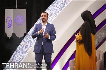 کنسرت حامد همایون در باغ کتاب 13