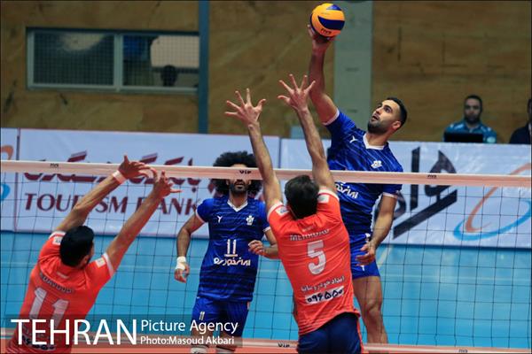 دیدار تیم های والیبال پیکان و سایپا 11