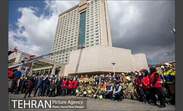 مانور عملیات آتش نشانی در شمال تهران 27