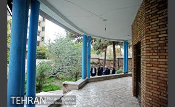 بازدید شهردار تهران ار خانه نیما یوشیج 30