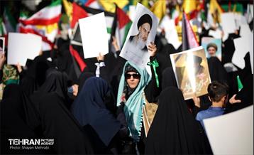 تجمع قدردانی از عملیات وعده صادق ۲ در میدان امام حسین (ع) 22