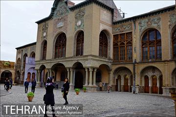 عمارت مسعودیه در میدان بهارستان 19