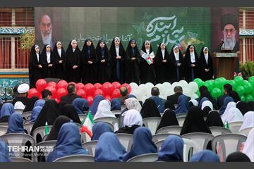 آغاز سال تحصیلی جدید در دبستان شاهد حضرت زینب(س) 33