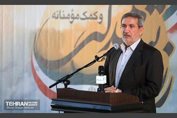 رزمایش همدلی و توزیع ۱۴۰۰۰ بسته معیشتی بین پاکبابان شهر تهران 16