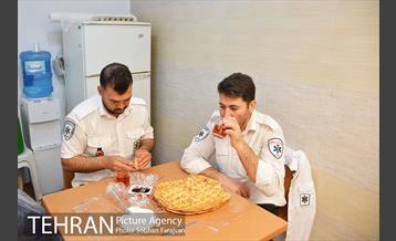 تحویل سال نو در پایگاه عملیات ویژه اورژانس تهران 19