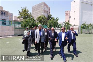 بازدید شهردار تهران از ۱۴ پروژه عمرانی، فرهنگی، ترافیکی منطقه ۹ 20