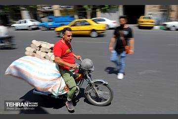بی قانونی؛ بار های نامتعارف 24
