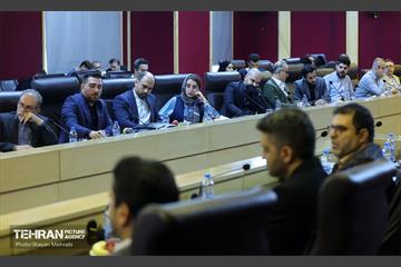 نشست مدیرعامل سازمان حمل و نقل ترافیک با شرکت‌های دانش‌بنیان 8