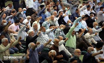 حضور شهردار تهران در نماز جمعه 4