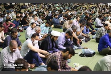 مراسم دعای روز عرفه در مصلی امام خمینی (ره) 36