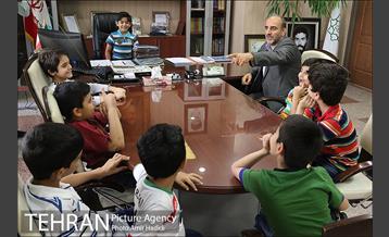 بازدید کودکان دبستانی از شهرداری منطقه 7 15