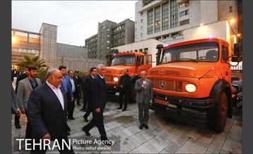 آیین اهدا ماشین آلات تهیه شده توسط شهرداری تهران به مناطق زلزله زده استان کرمانشاه 34