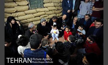 برنامه شب یلدا همراه شهردار تهران در موسسه خیریه بهشت امام رضا(ع) 19