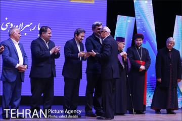 نشست  شهردار تهران با رهبران دینی،چهره های برجسته و شهروندان مسیحی آشوری و ارمنی 31