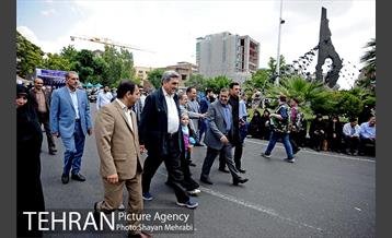 حضور شهردار تهران در راهپیمایی روز قدس 1