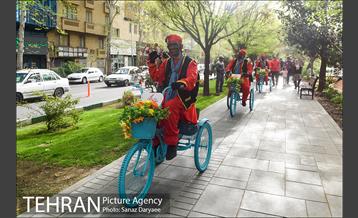 افتتاح نوروزگاه هنر در پیاده‌راه بلوار کشاورز 31
