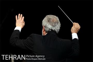 شب موسیقی انقلاب در منطقه گردشگری عباس آباد 3
