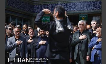 حضور شهردار در بین عزاداران امام حسین(ع)در حرم حضرت عبدالعظیم حسنی 17