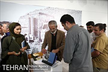 آیین گشایش نمایشگاه عکس ساسان مویدی و رونمایی از مجموعه کتب عکاسان جنگ 13