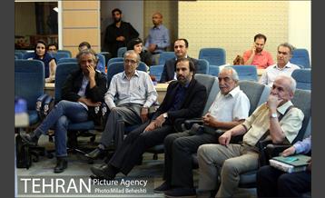 افتتاحیه نخستین جشنواره هنرهای نمایشی چرخ و فلک‎ 8