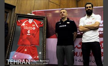 جشن قهرمانی لیگ والیبال و رونمایی از پیراهن تیم ملی