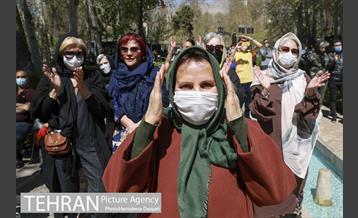 اجرای گروه موسیقی فانوس در باغ فردوس 25